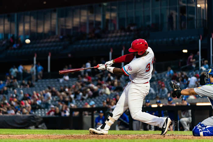 Keon delaying flights at O’Hare Airport with another homer. (Chicago Dogs)